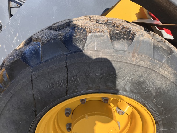 2022 John Deere 204L - Photo10