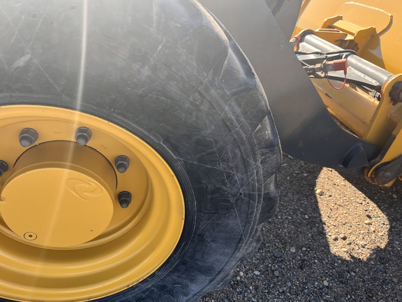 2022 John Deere 204L - Photo13