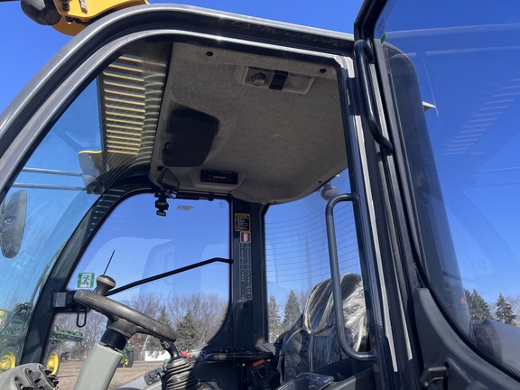 2022 John Deere 204L - Photo30