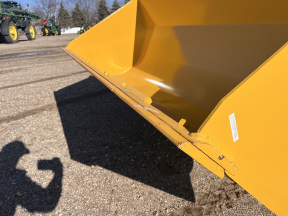 2022 John Deere 204L - Photo35