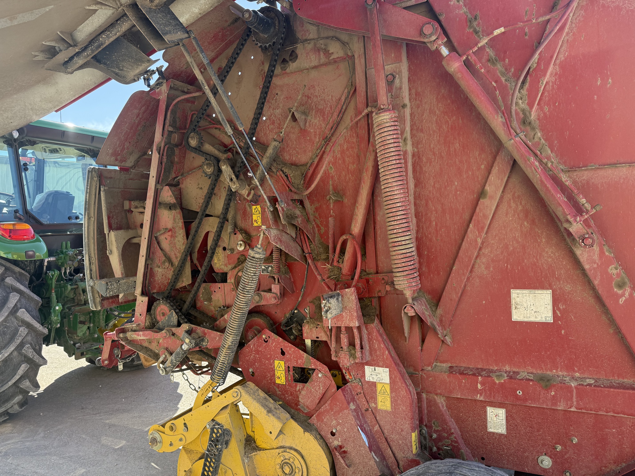  2020 New Holland Rollbelt 560 at Heritage Tractor in Nevada, MO