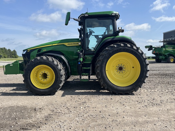 2025 John Deere 8R 370 - Photo8