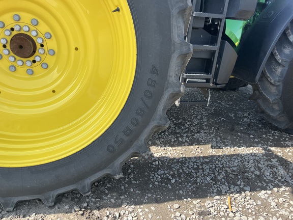 2025 John Deere 8R 370 - Photo16