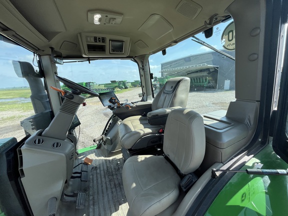 2025 John Deere 8R 370 - Photo33
