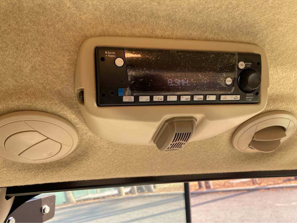 2026 John Deere 4075R Image 6