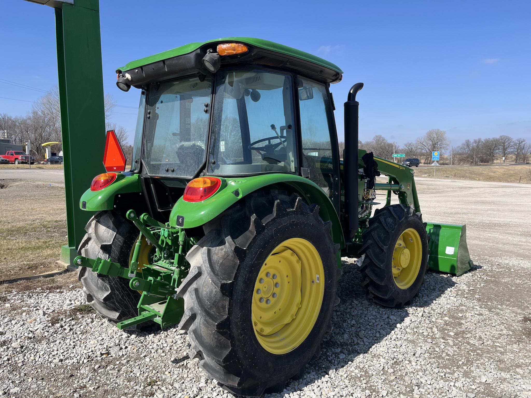  2024 John Deere 5075E at Heritage Tractor in Seneca, KS