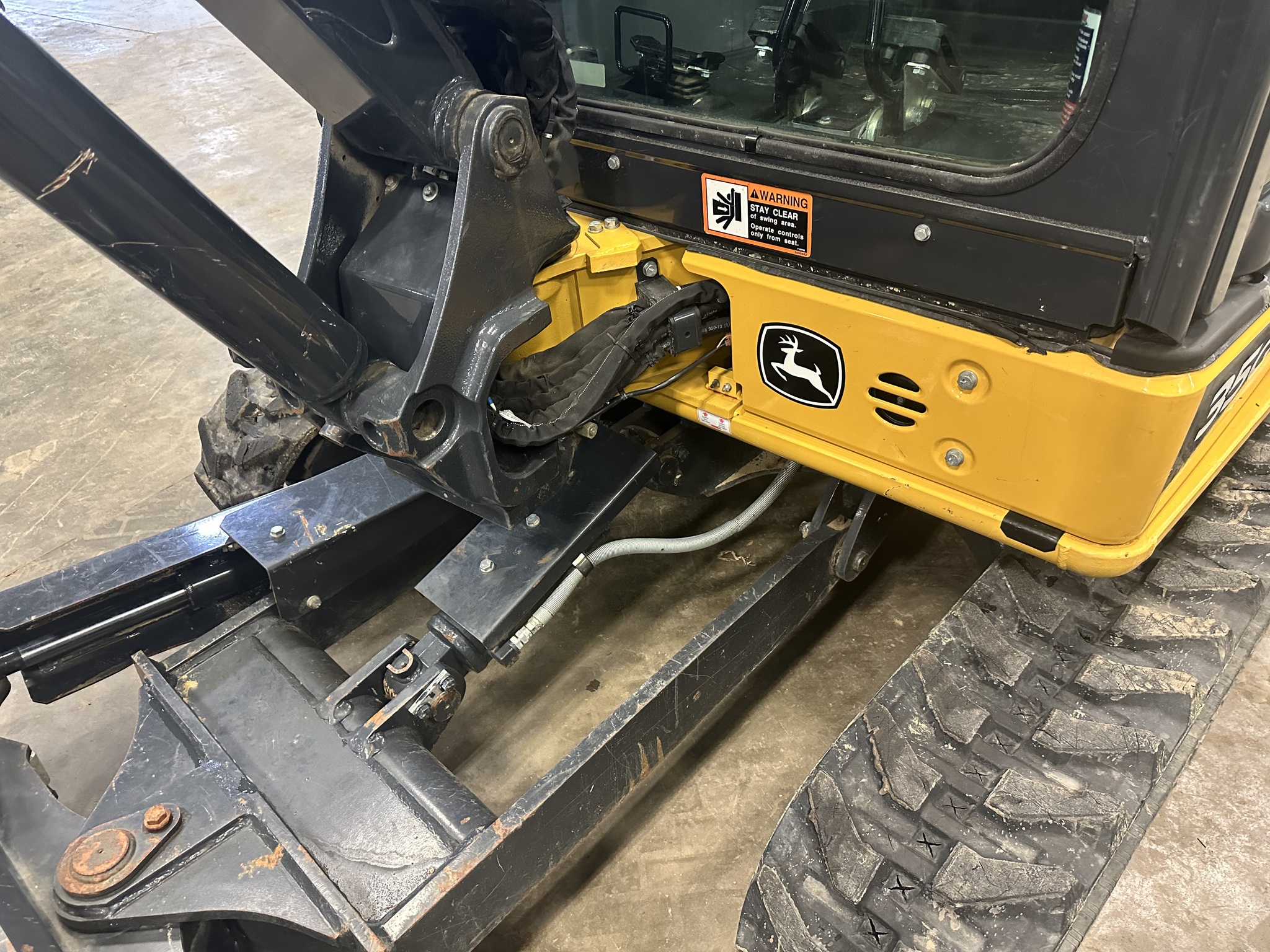 2022 John Deere 35G Image 22