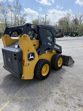 2021 John Deere 318G
