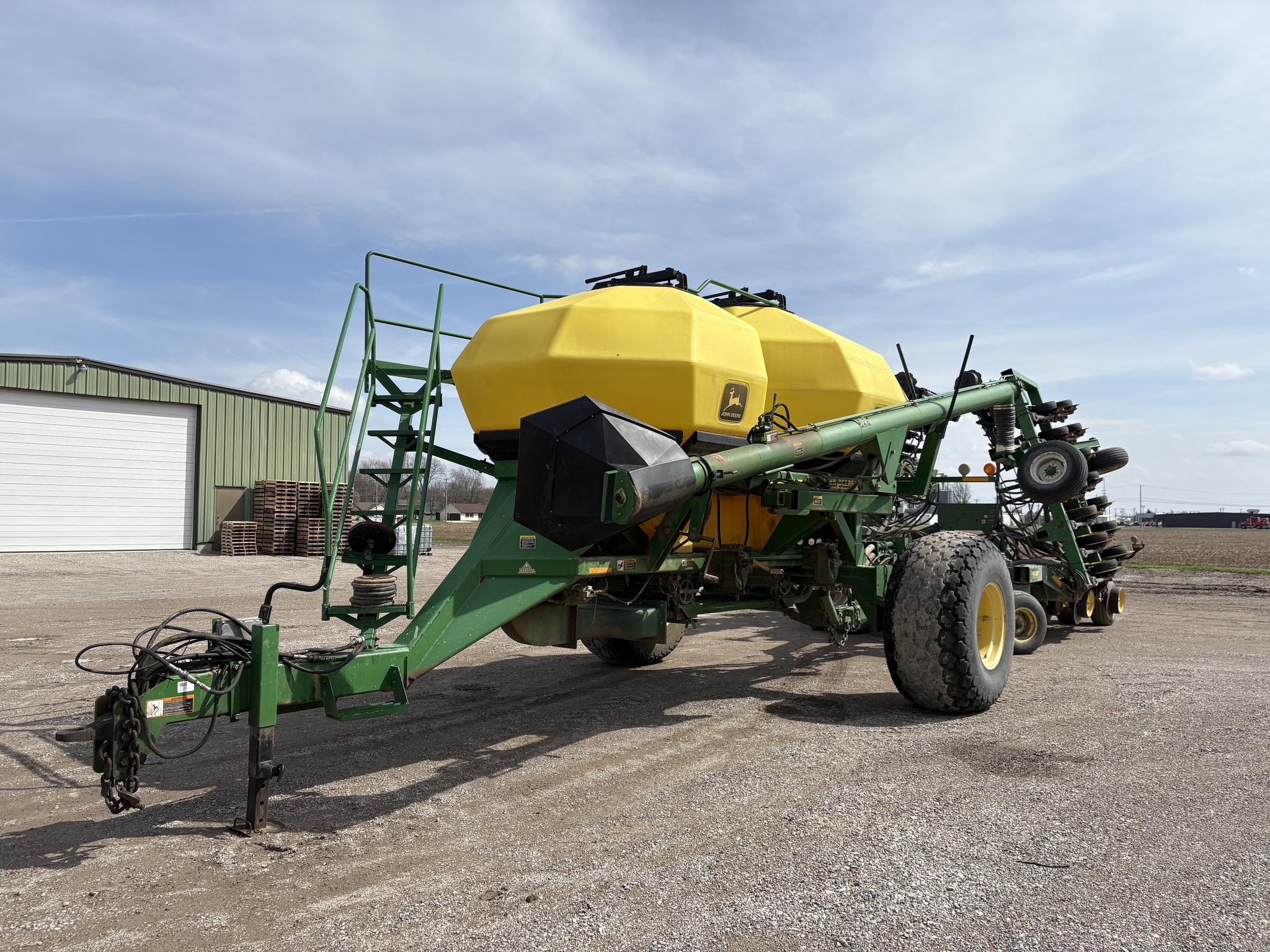 1998 John Deere 1900 Image 1