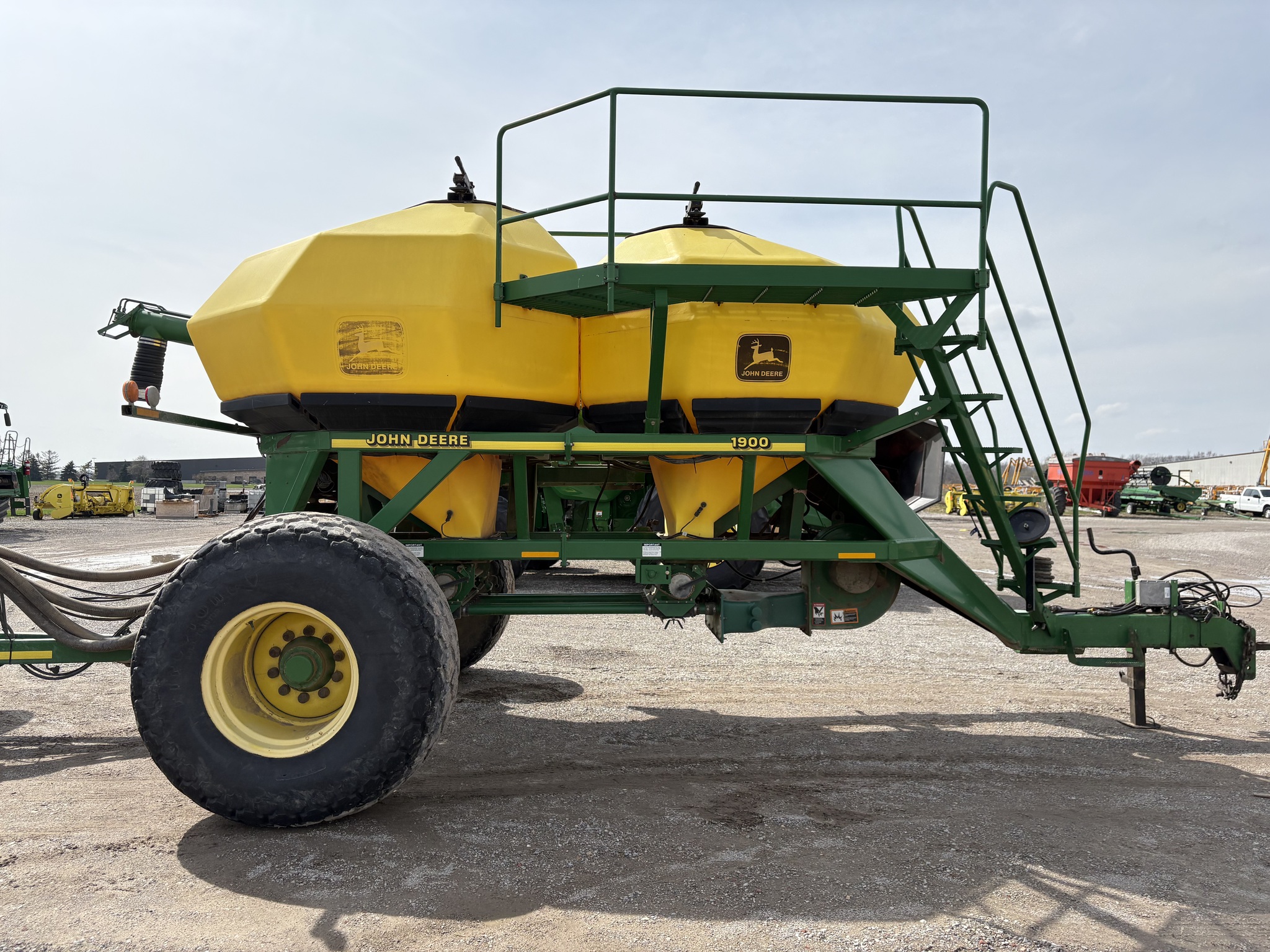 1998 John Deere 1900 Image 10