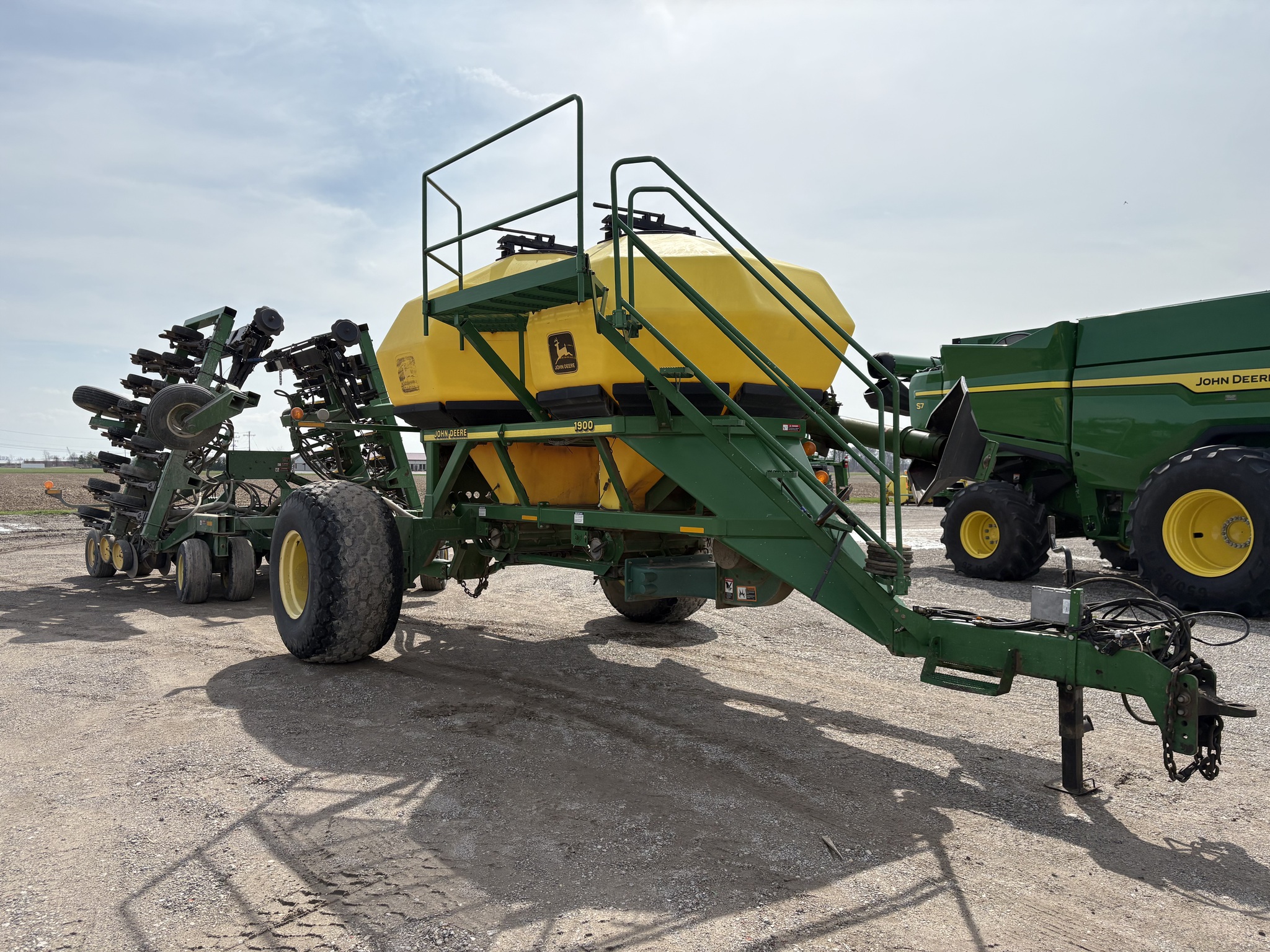 1998 John Deere 1900 Image 11