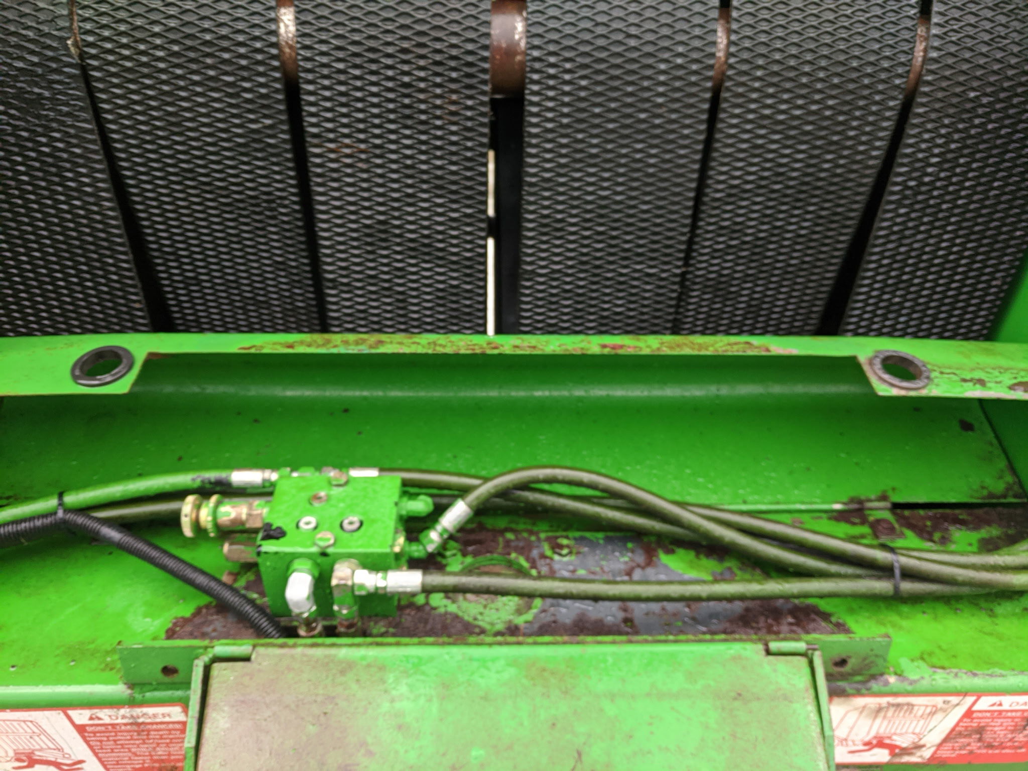  1991 John Deere 435 at Heritage Tractor in Rogersville, MO