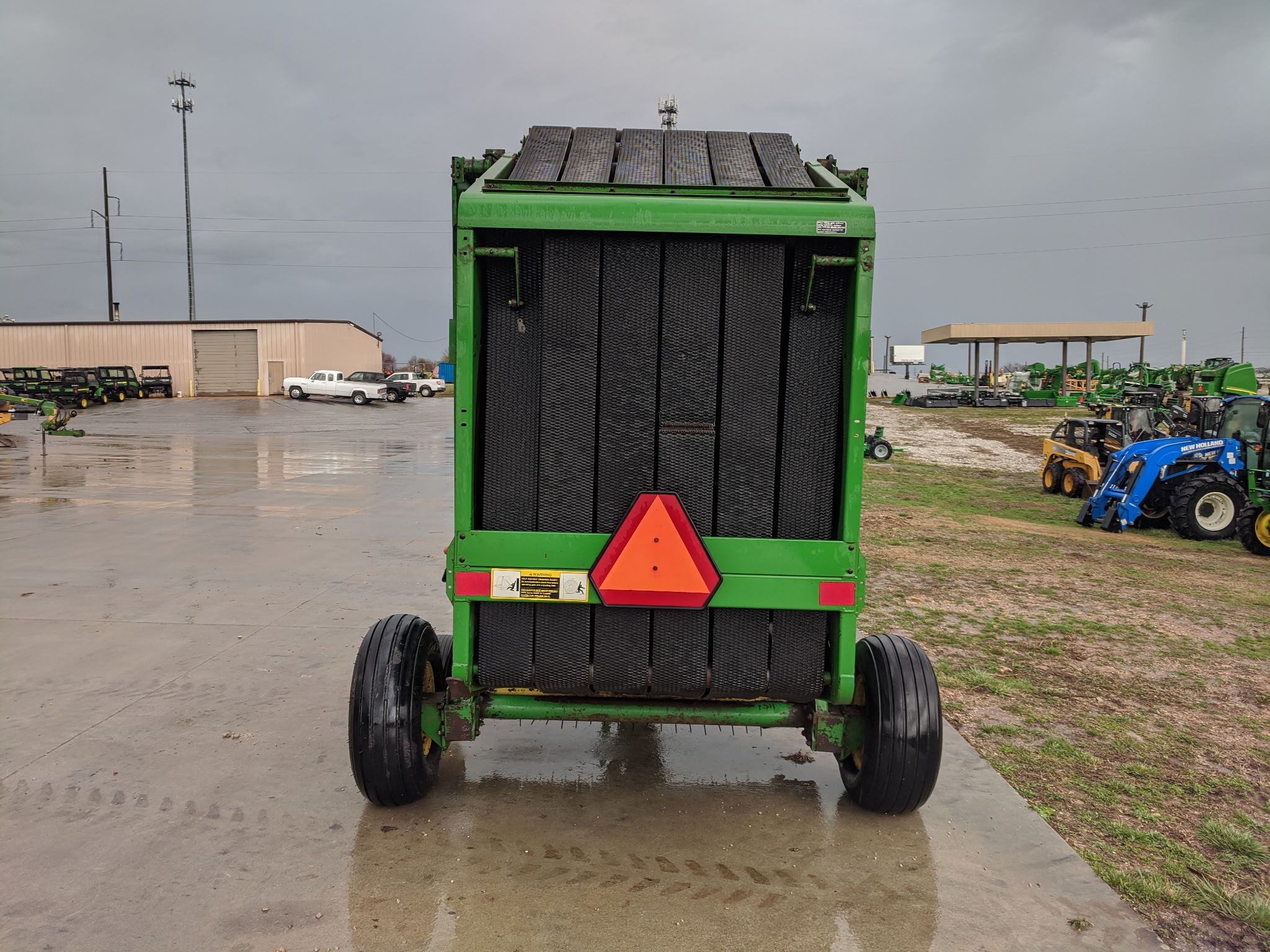  1991 John Deere 435 at Heritage Tractor in Rogersville, MO