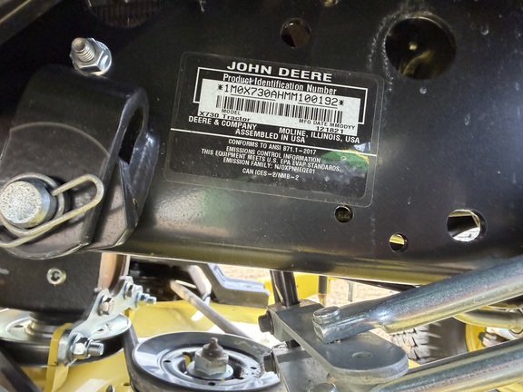 2022 John Deere X730 - Photo24