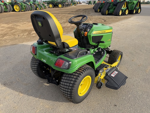 2022 John Deere X730 - Photo3