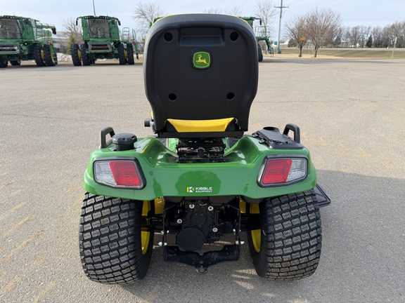 2022 John Deere X730 - Photo4