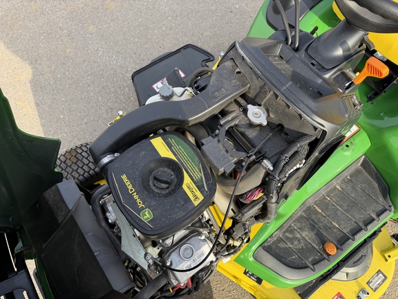2022 John Deere X730 - Photo20