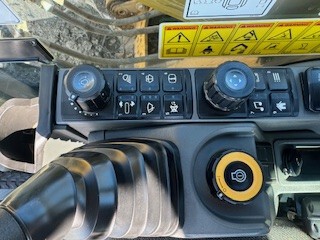 2020 Caterpillar 320GC Image 9