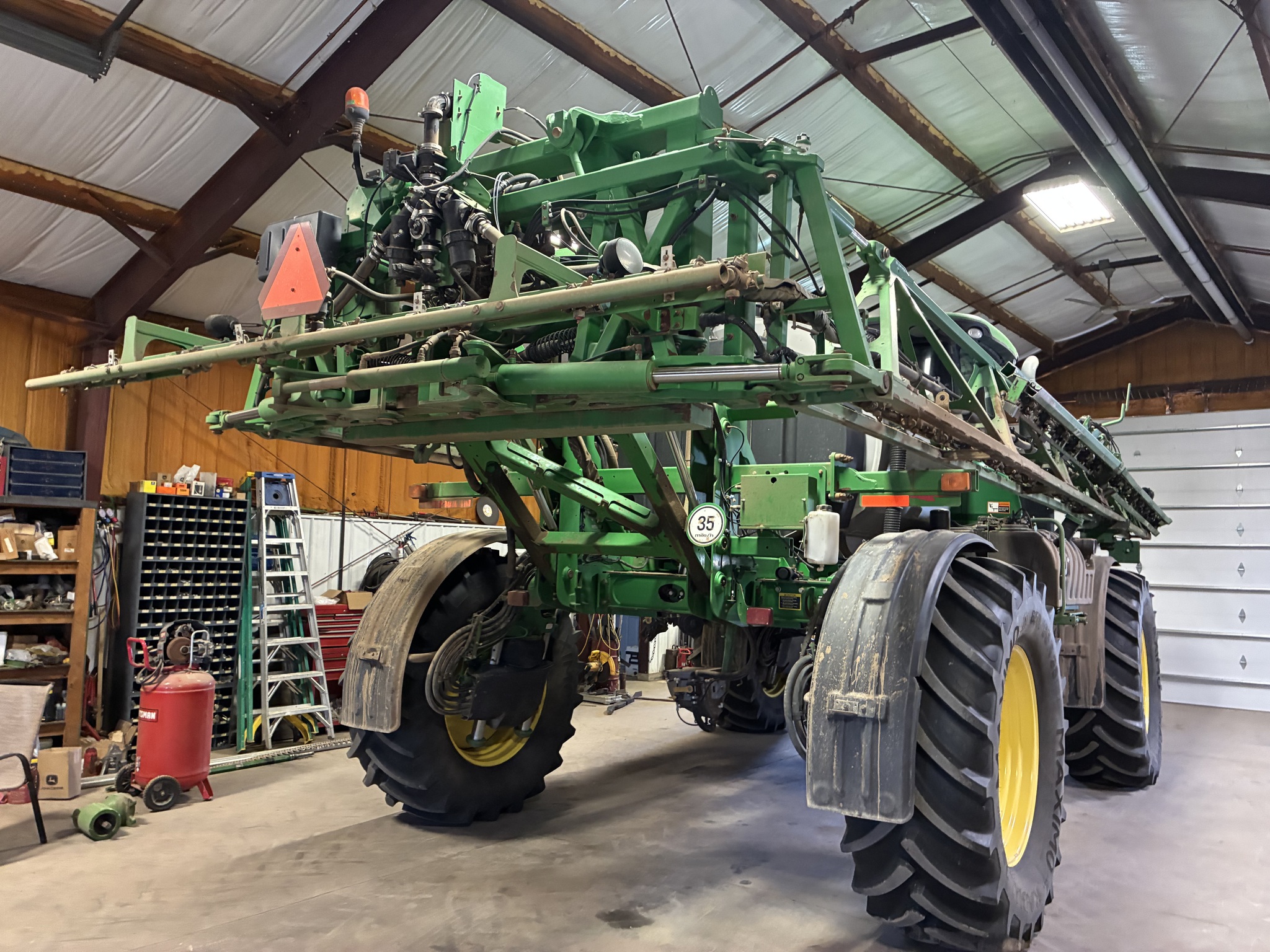 2014 John Deere R4038 Image 5