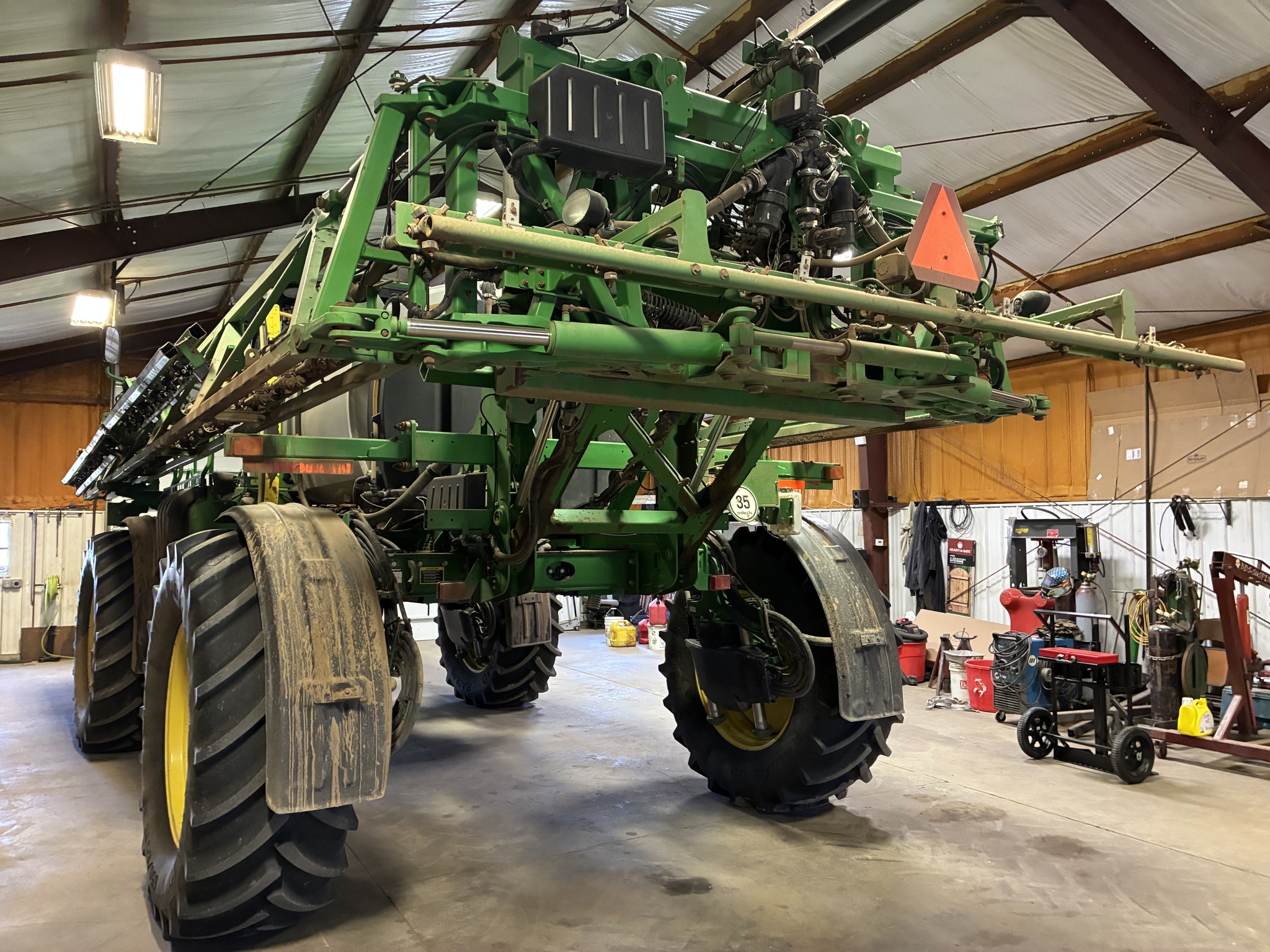 2014 John Deere R4038 Image 4