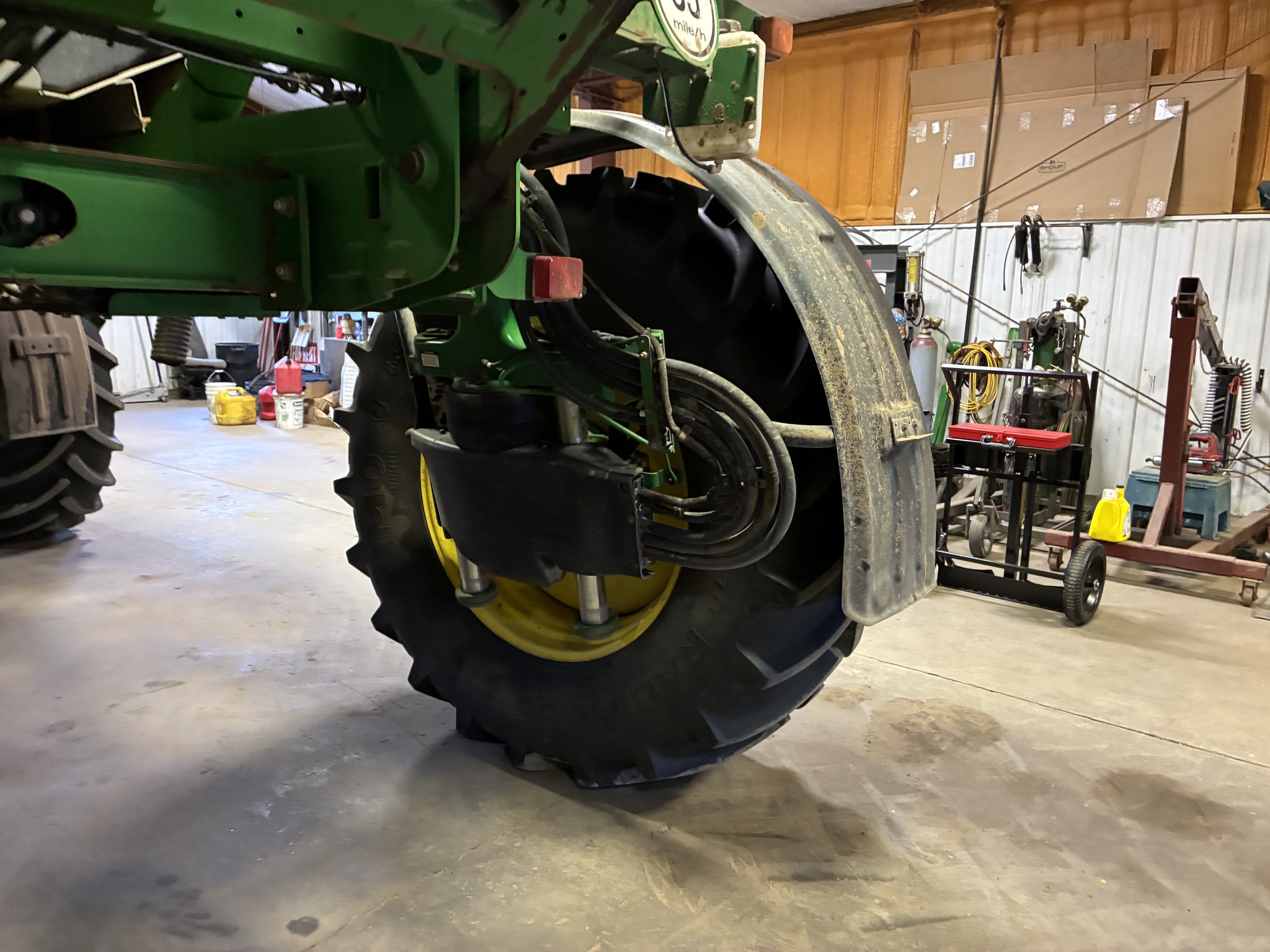 2014 John Deere R4038 Image 3