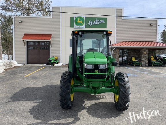 Photo of 2025 John Deere 5067E