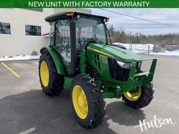 Photo of 2025 John Deere 5067E