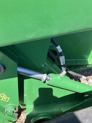 2022 John Deere 560M