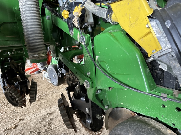 Used 2025 John Deere 1775NT Planters: Drawn at Koenig Equipment in Anna, OH - Photo13
