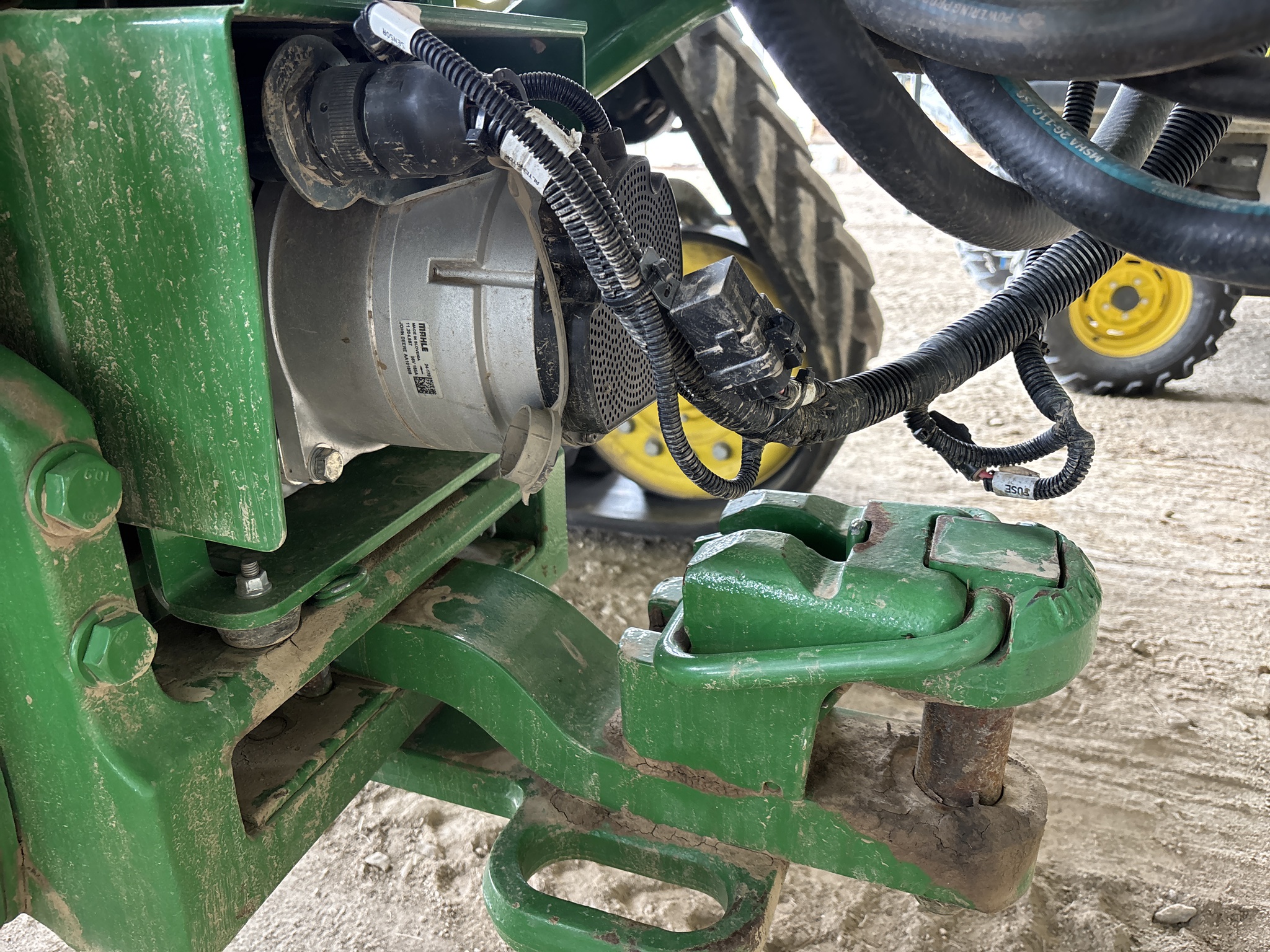 Used 2025 John Deere 1775NT Planters: Drawn at Koenig Equipment in Anna, OH - PhotoXL5