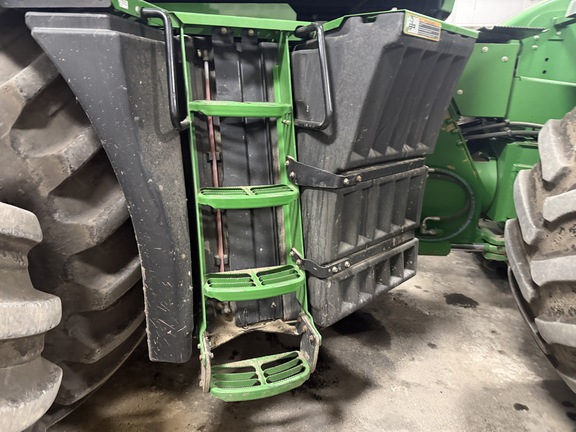 Photo of 2012 John Deere 9560R