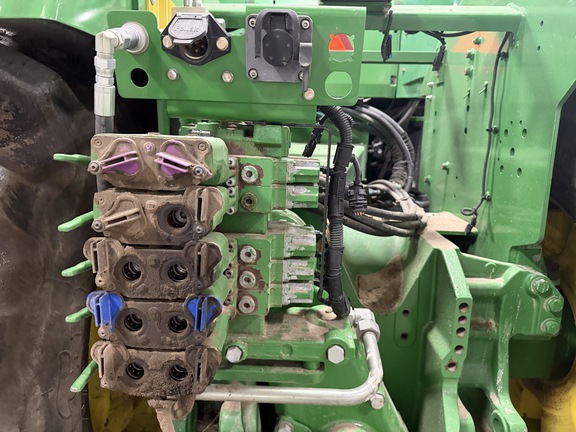 Photo of 2012 John Deere 9560R