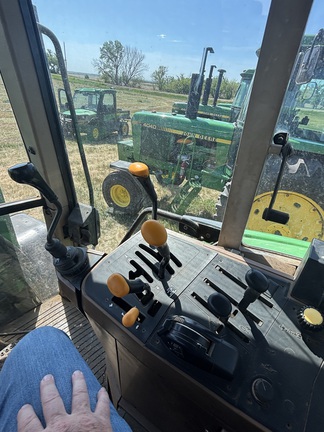 1994 John Deere 6400 - Photo17