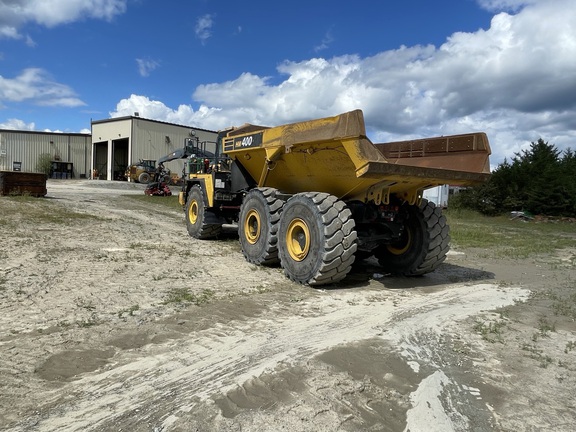 2016 Komatsu HM400
