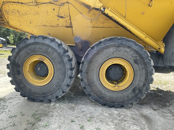 2016 Komatsu HM400