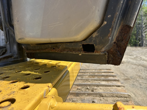 2010 Komatsu D61EX-15E0