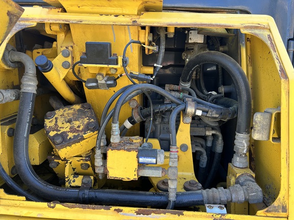 2010 Komatsu D61EX-15E0