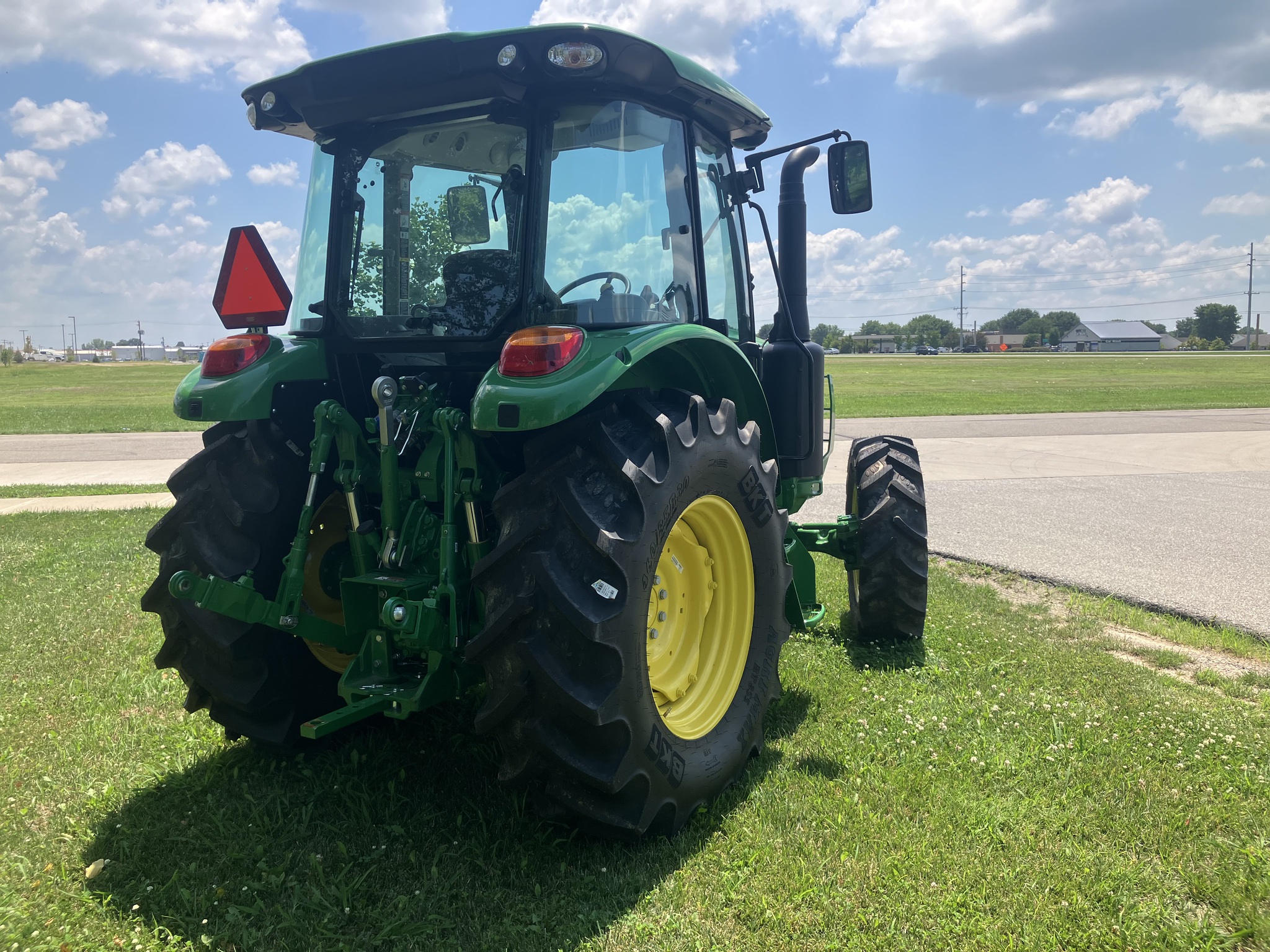 New In-Stock 2026 John Deere 5095M Utility Tractors at Koenig Equipment in Franklin, IN - PhotoXL1