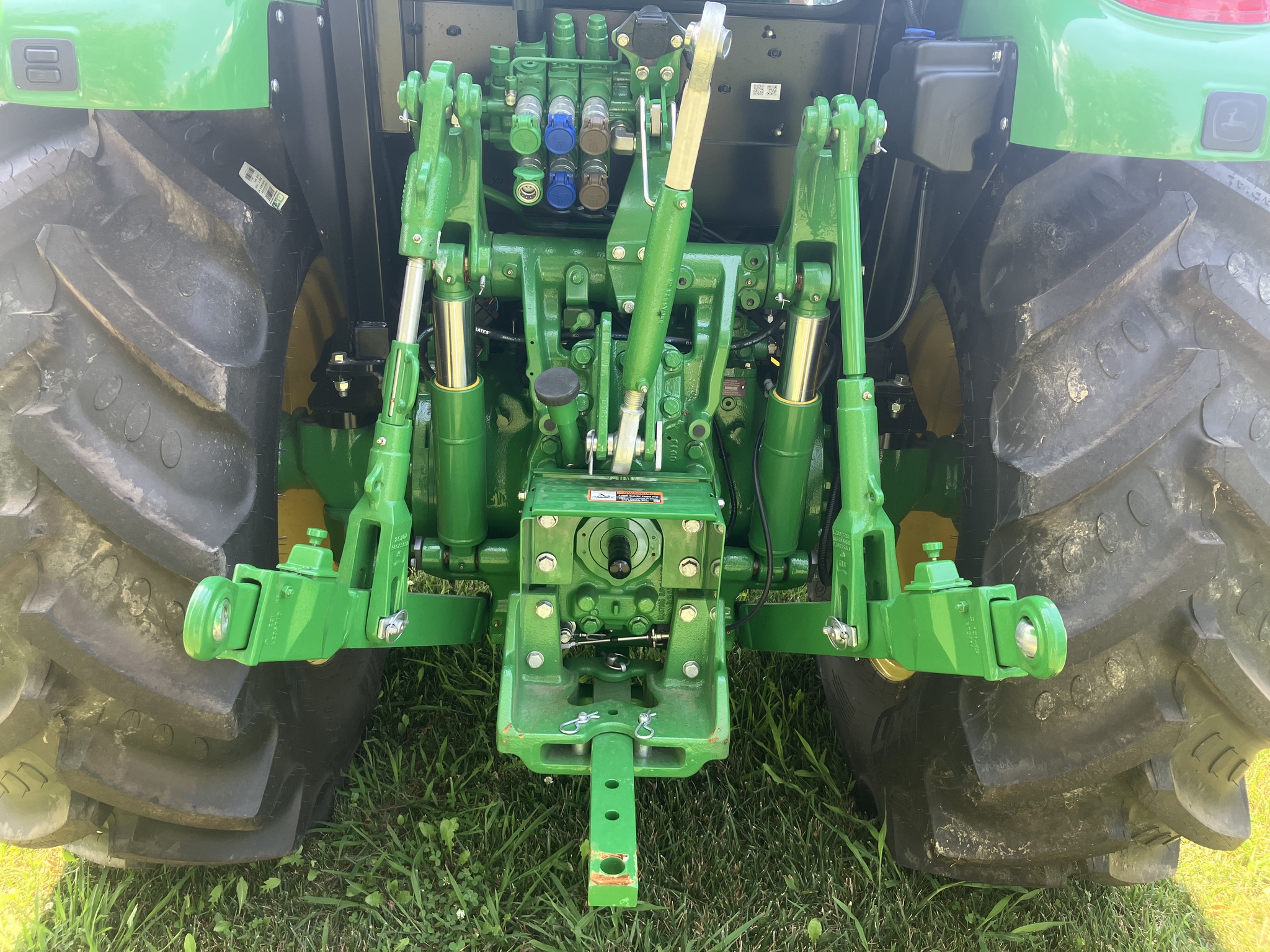 New In-Stock 2026 John Deere 5095M Utility Tractors at Koenig Equipment in Franklin, IN - PhotoXL6