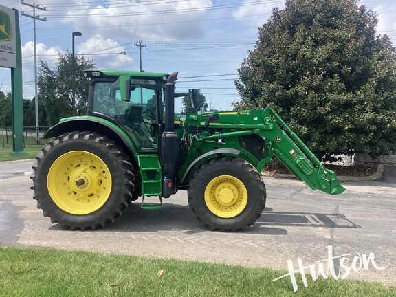 Photo of 2023 John Deere 6R 175