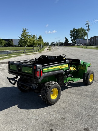 2025 John-Deere 4X2 GATOR