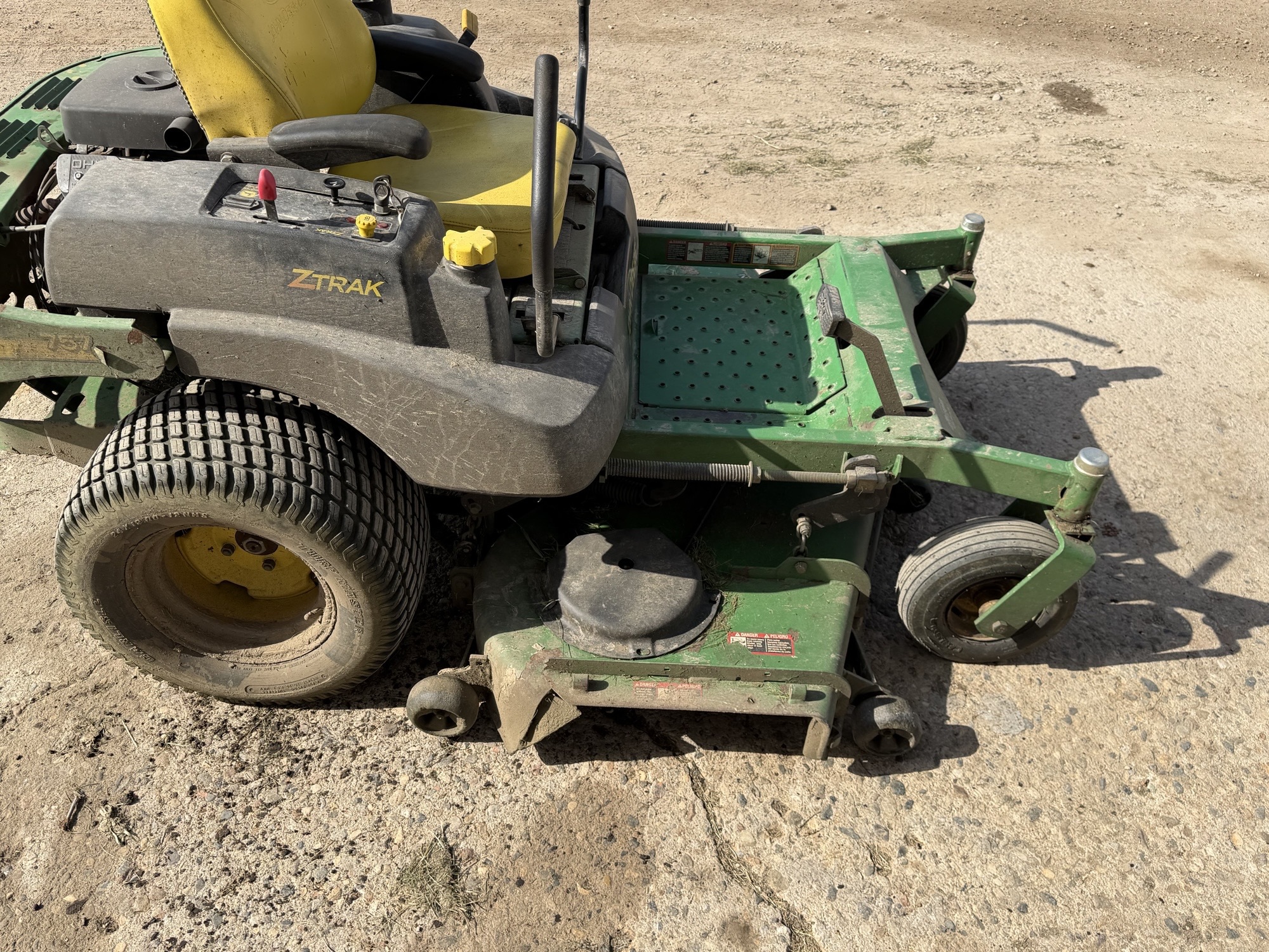 John Deere 757