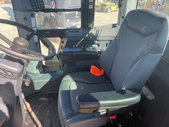 2023 John Deere 524 P