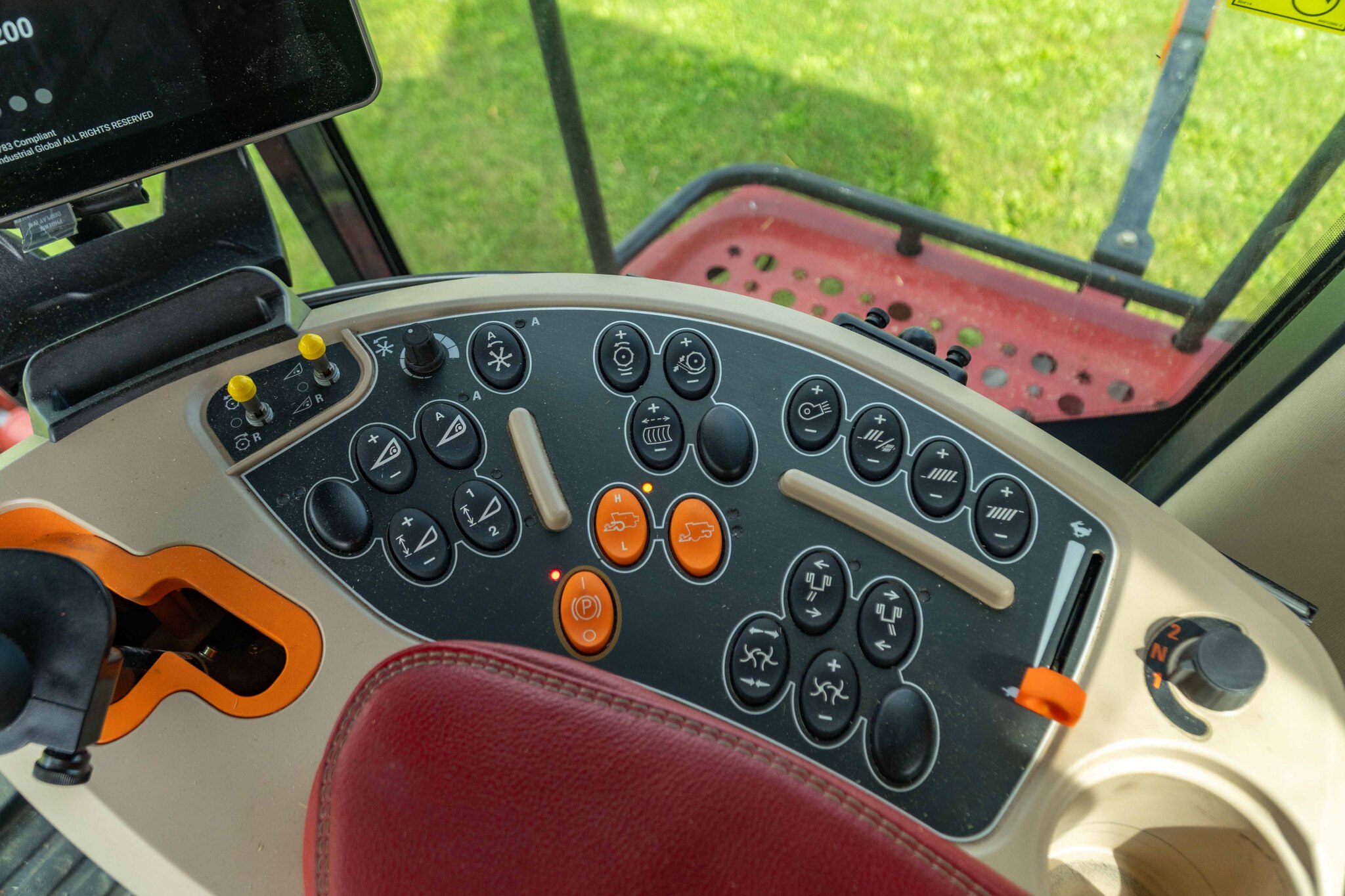 Used 2025 Case IH 8260 Combines at Koenig Equipment in Anna, OH - PhotoXL41
