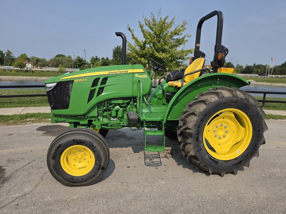 2024 John-Deere 5050E