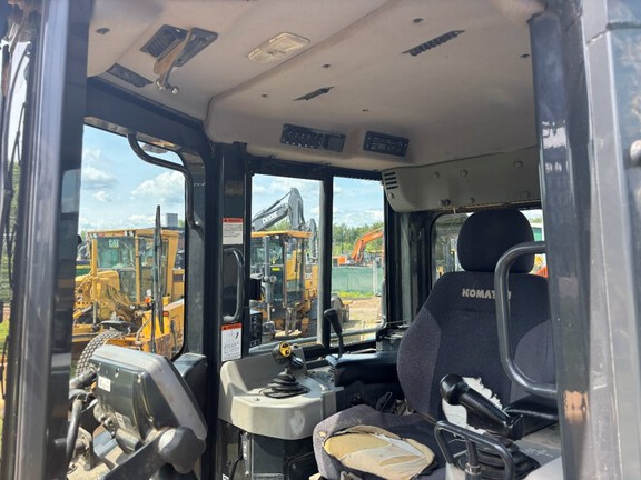 2018 Komatsu D61PXi-24