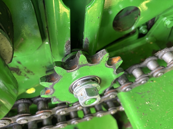 Used 2014 John Deere 569 Round Balers at Horizon Ag & Turf in St. Paul, AB - Photo2