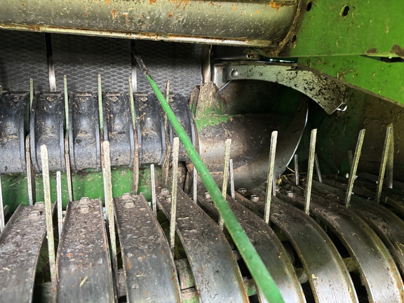 Used 2014 John Deere 569 Round Balers at Horizon Ag & Turf in St. Paul, AB - Photo8