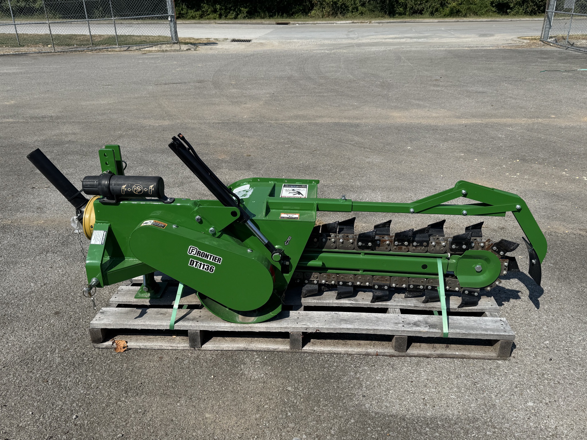 2025 John Deere DT1136