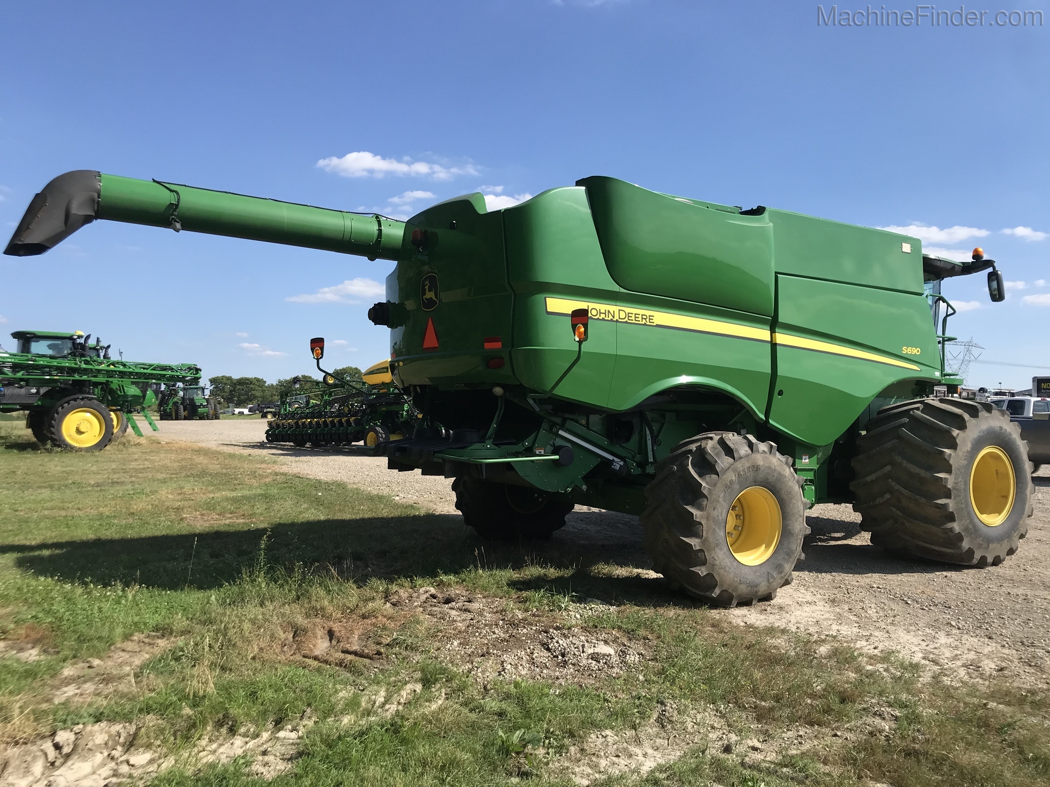2012 John Deere S690 Image 3